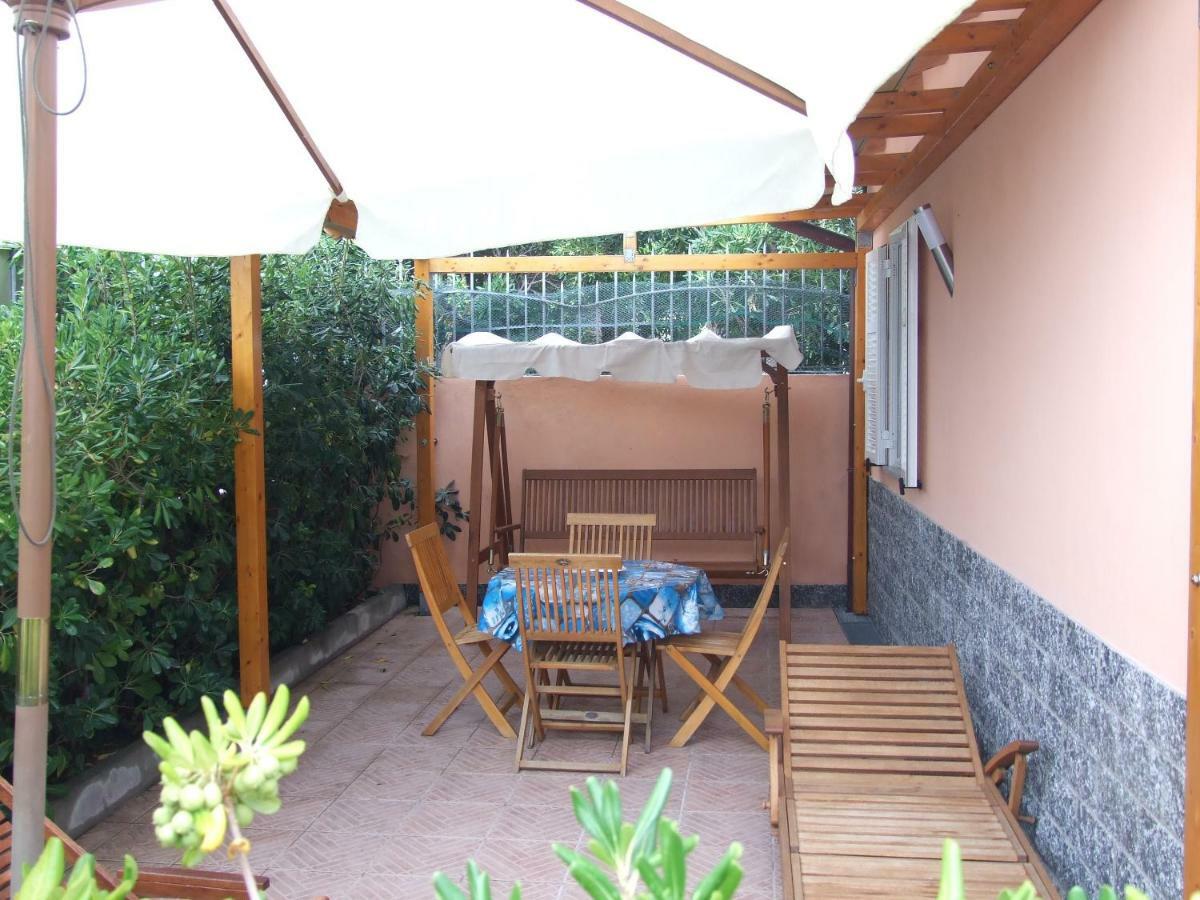 Le Case Del Sole Ventimiglia Exterior photo