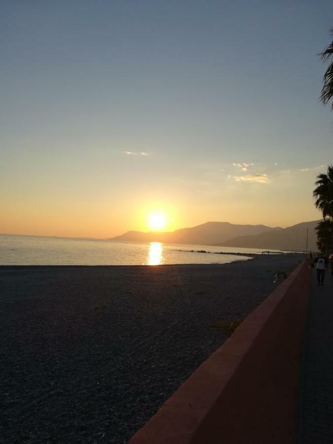 Le Case Del Sole Ventimiglia Exterior photo